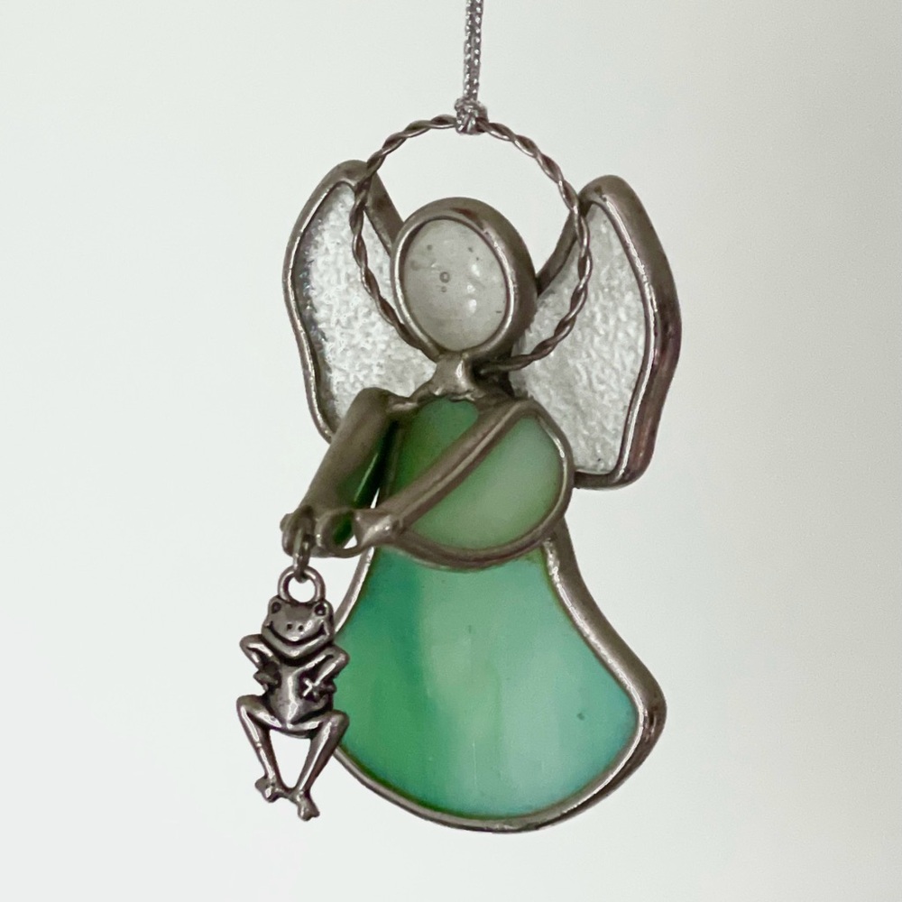 VINTAGE Stained Glass Guardian Angel Frog Suncatcher Green Whimsical Ornament